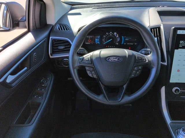 Certified 2024 Ford Edge SE image 14