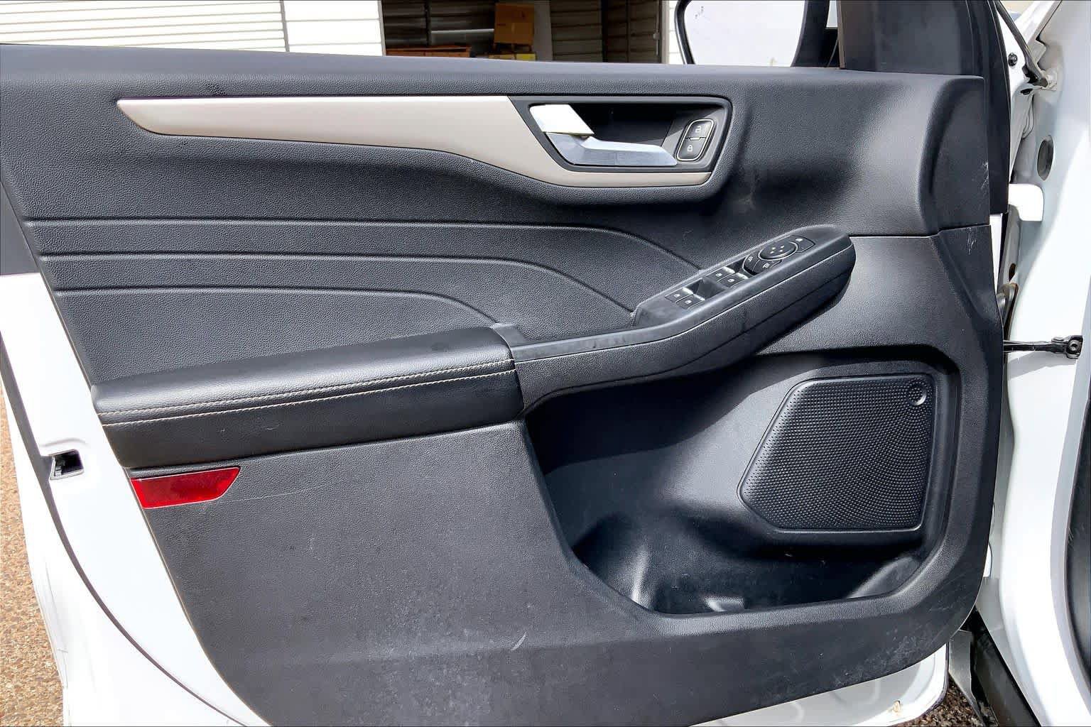 Certified 2021 Ford Escape SE FWD image 22