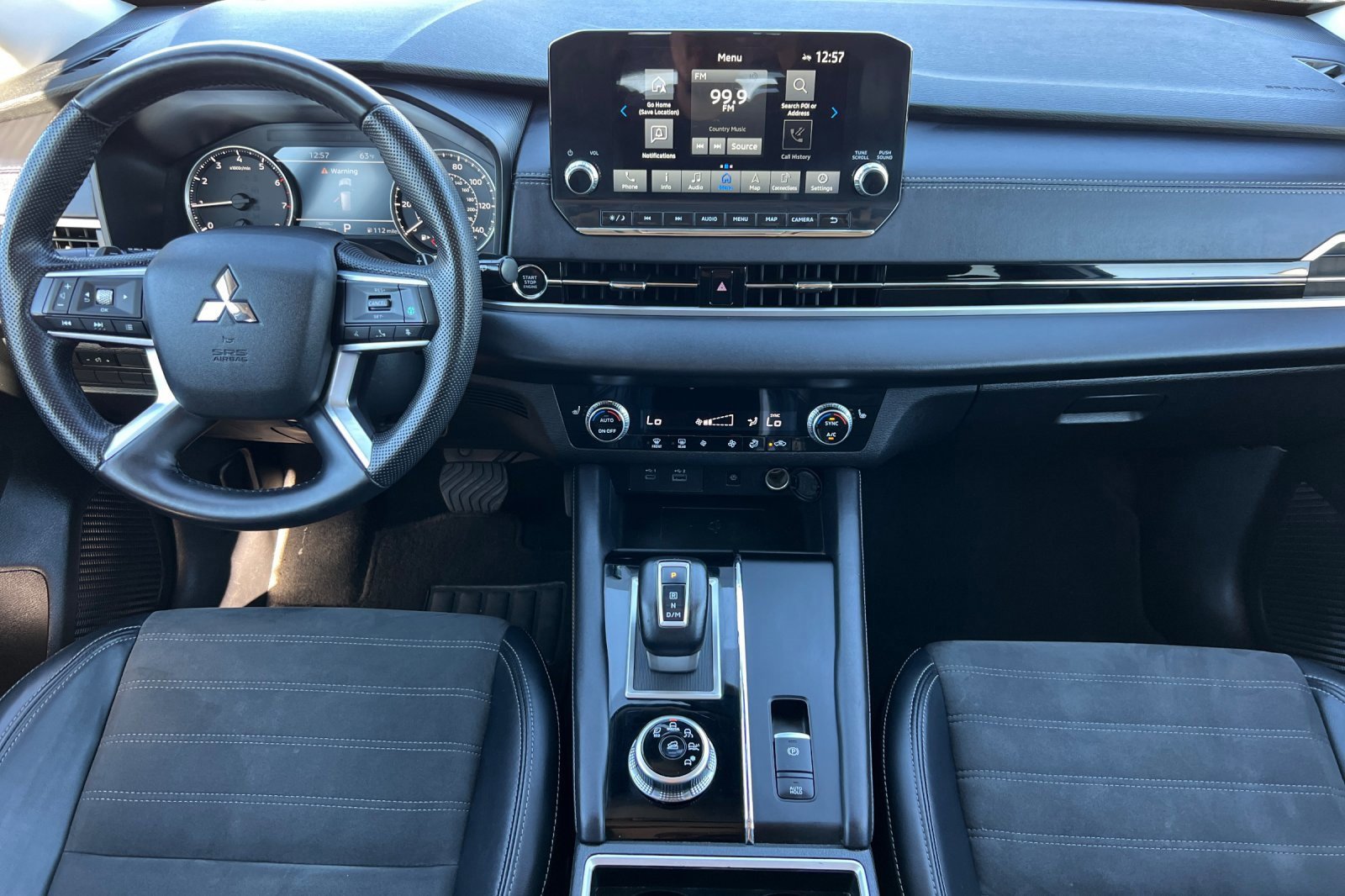 Used 2024 Mitsubishi Outlander FWD image 14