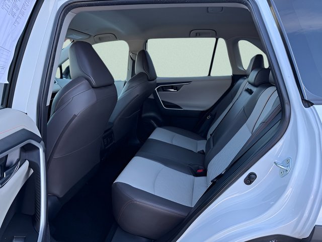 Used 2024 Toyota RAV4 Adventure AWD/4WD image 5