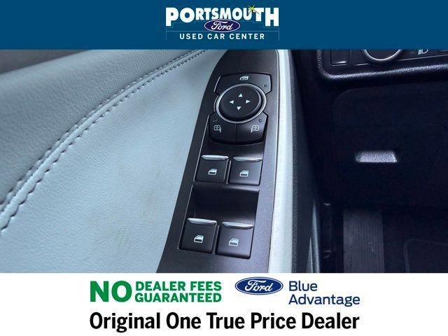 Certified 2022 Ford Explorer XLT w/ Equipment Group 202A image 31