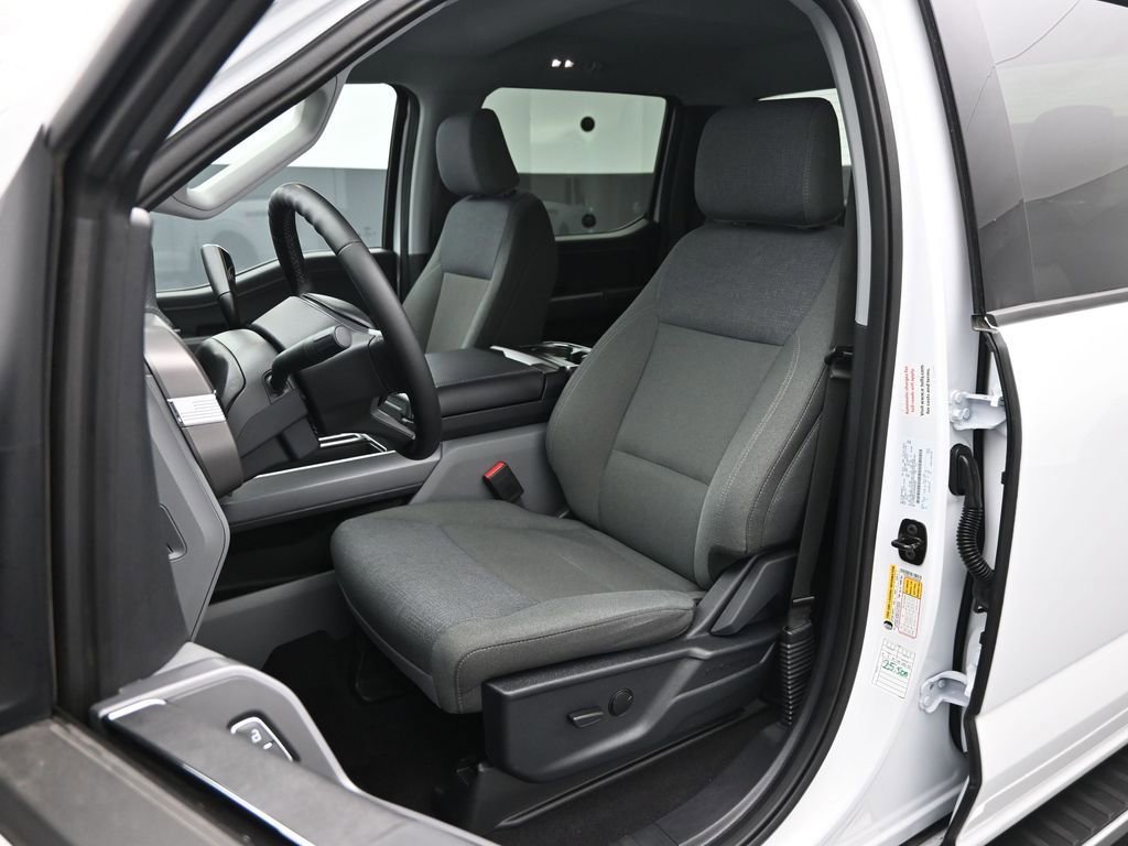 Certified 2025 Ford F150 XLT w/ Equipment Group 301A Standard image 36