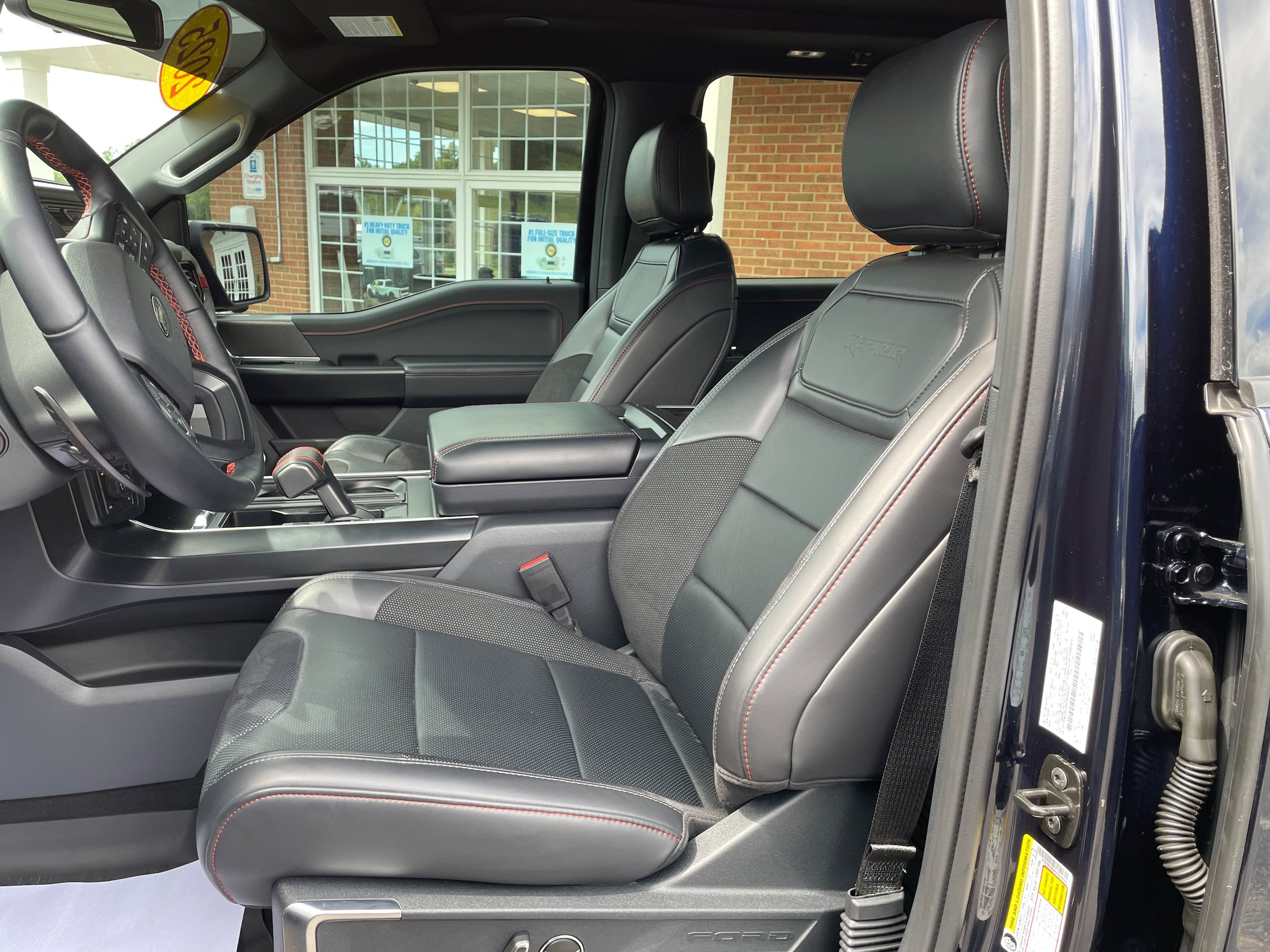 Certified 2025 Ford F150 Raptor AWD/4WD image 15