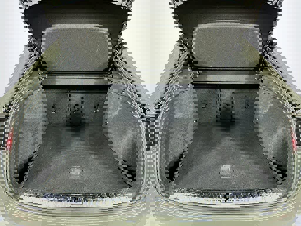 Used 2020 Audi Q3 2.0T Premium Plus w/ Premium Plus Package image 24