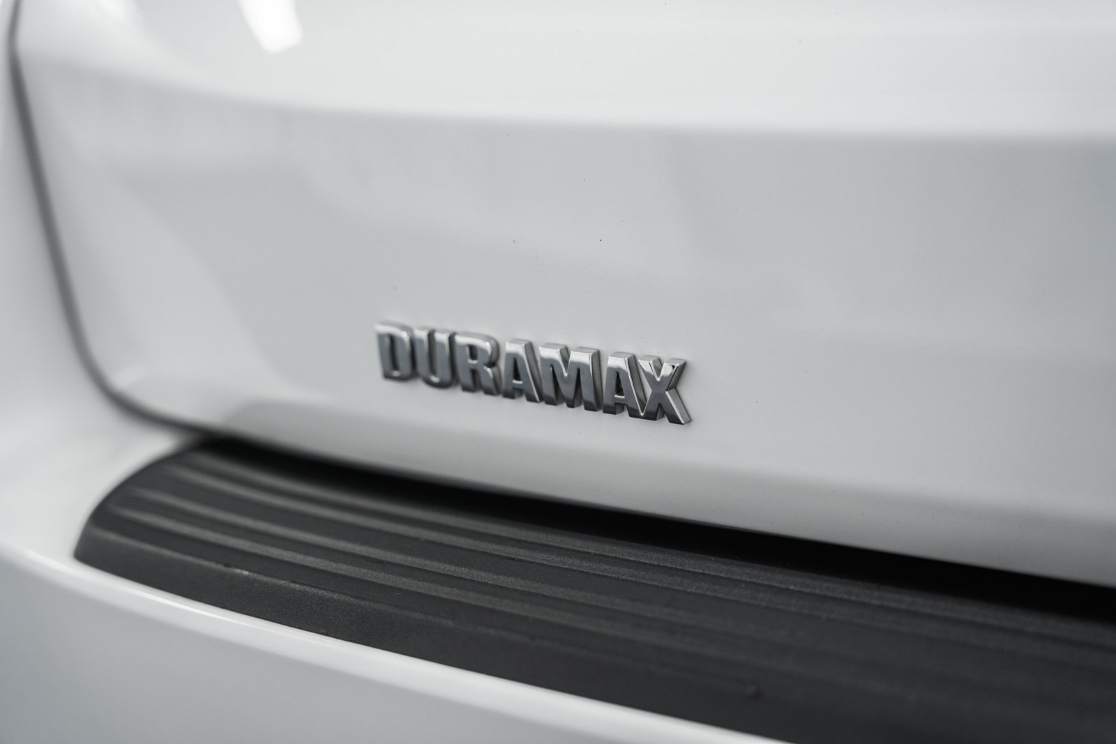 Used 2023 Chevrolet Suburban LT w/ Luxury Package AWD/4WD image 10