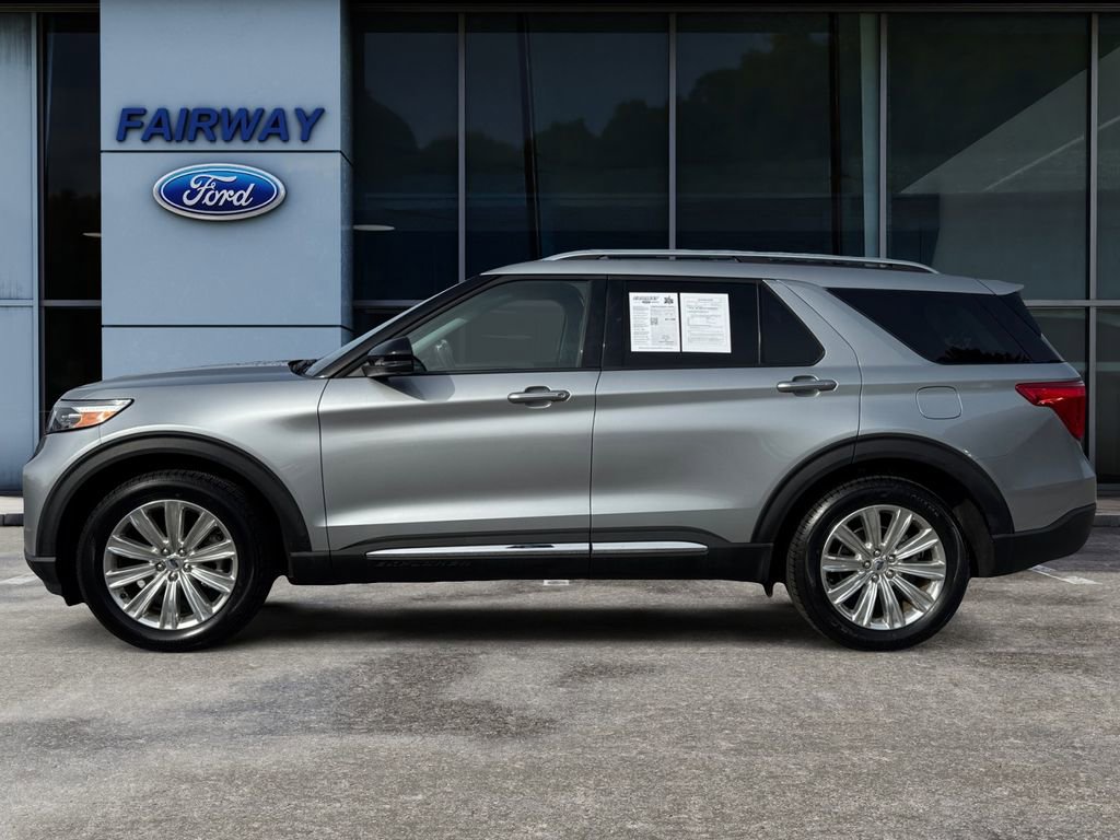 Certified 2022 Ford Explorer Limited w/ Equipment Group 301A image 7