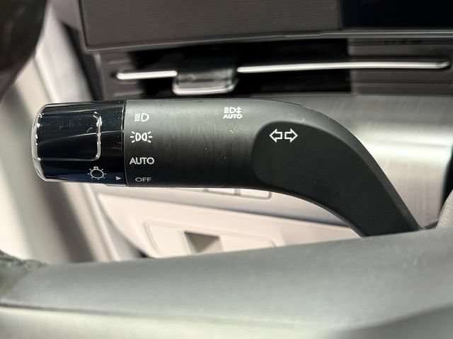 Used 2024 Hyundai Kona SEL AWD/4WD image 21