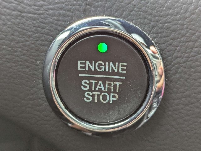Certified 2020 Ford Edge Titanium w/ Equipment Group 301A FWD image 29