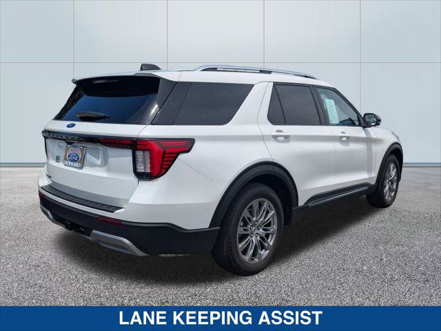 Certified 2025 Ford Explorer Platinum RWD image 4