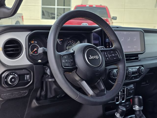 Used 2024 Jeep Wrangler Unlimited Sport AWD/4WD image 23