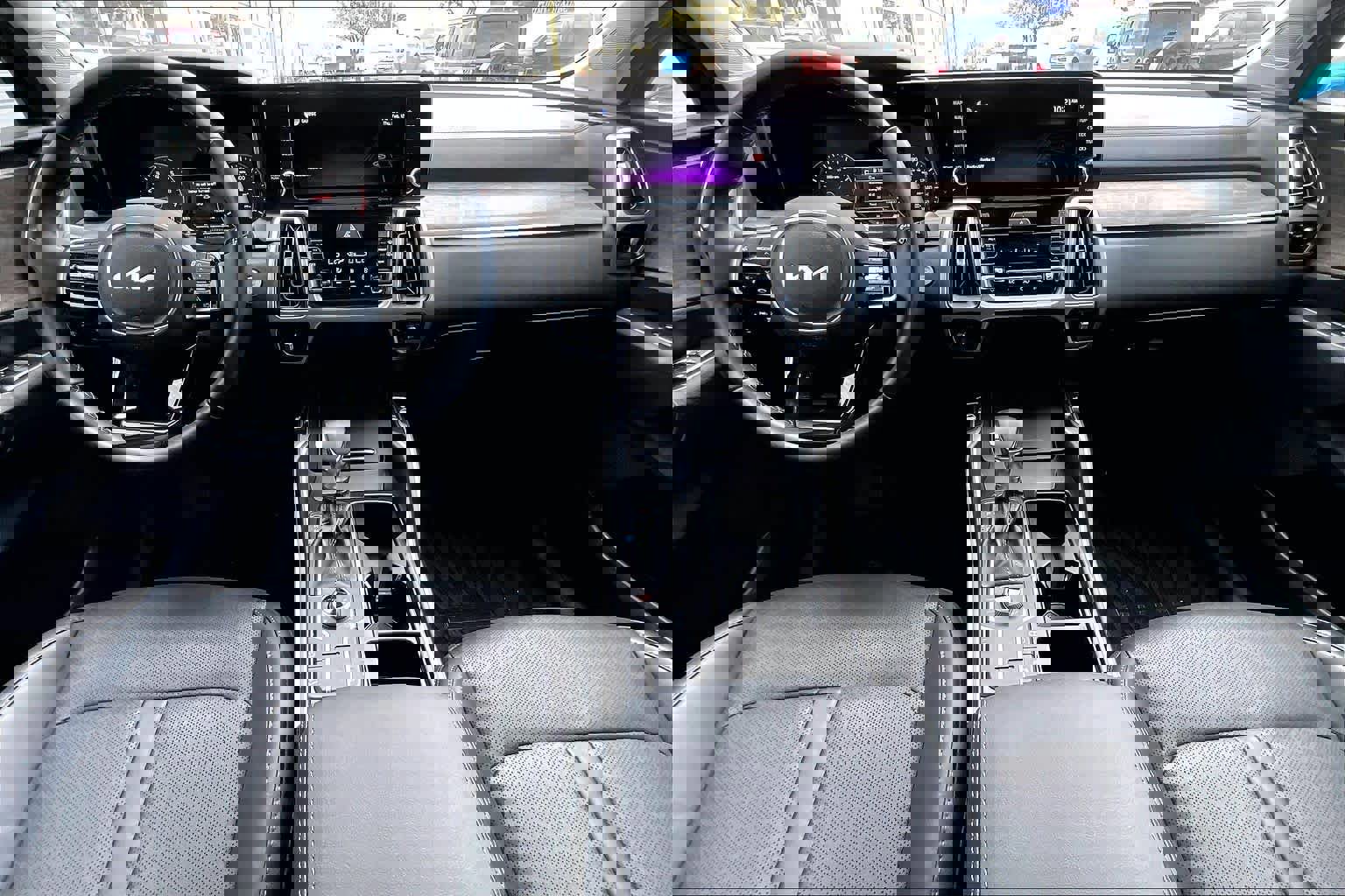 Used 2022 Kia Sorento S image 18