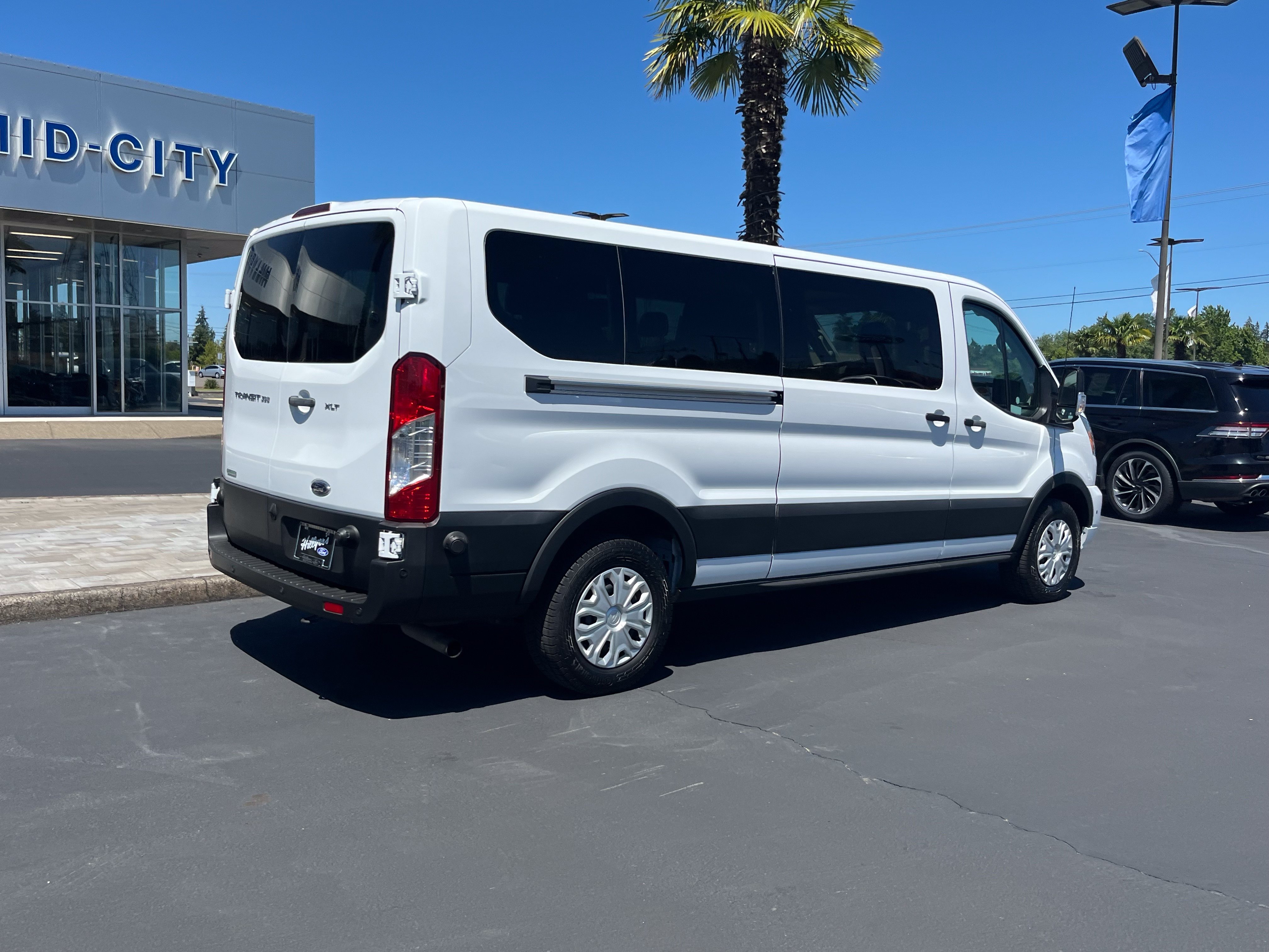Certified 2024 Ford Transit 350 XLT RWD image 3