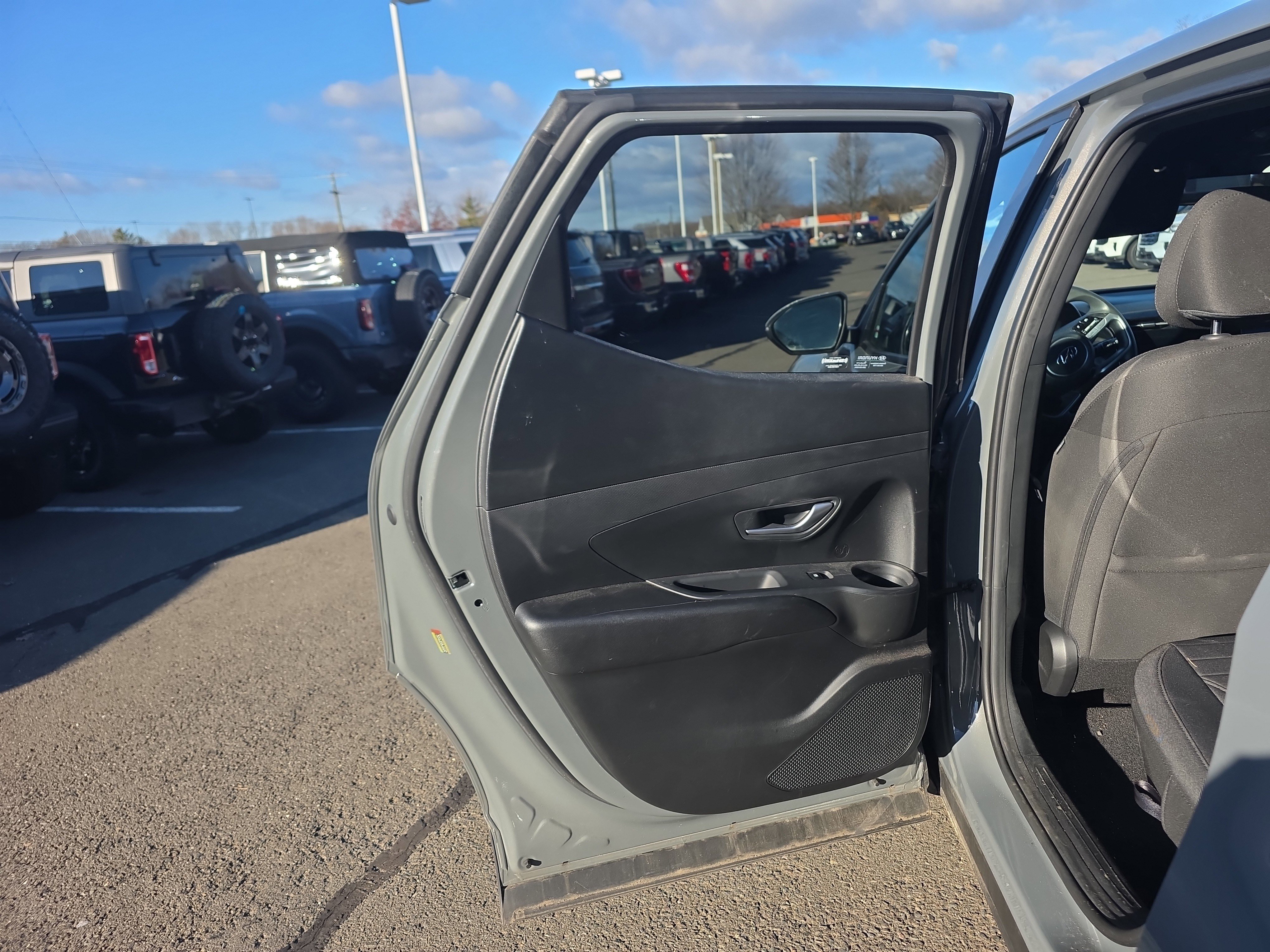 Used 2023 Hyundai Santa Cruz SEL image 18