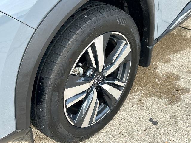 Used 2023 Nissan Rogue SL image 11