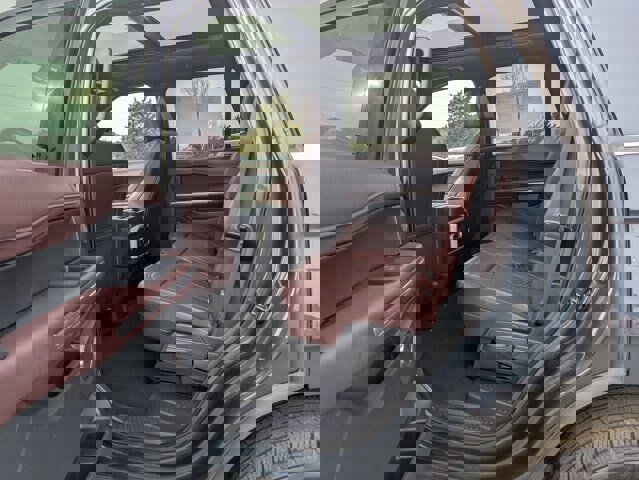 Certified 2024 Ford Expedition Limited image 30