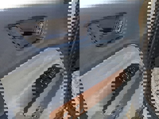 Certified 2024 Ford Maverick Lariat image 13