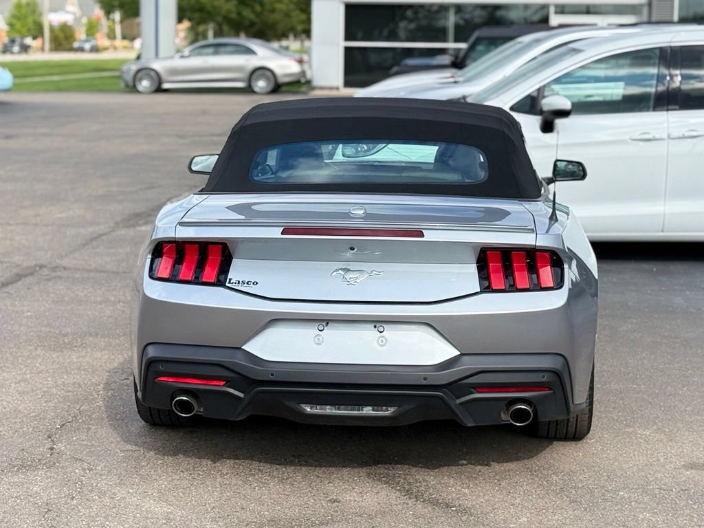 Certified 2025 Ford Mustang Convertible RWD image 35