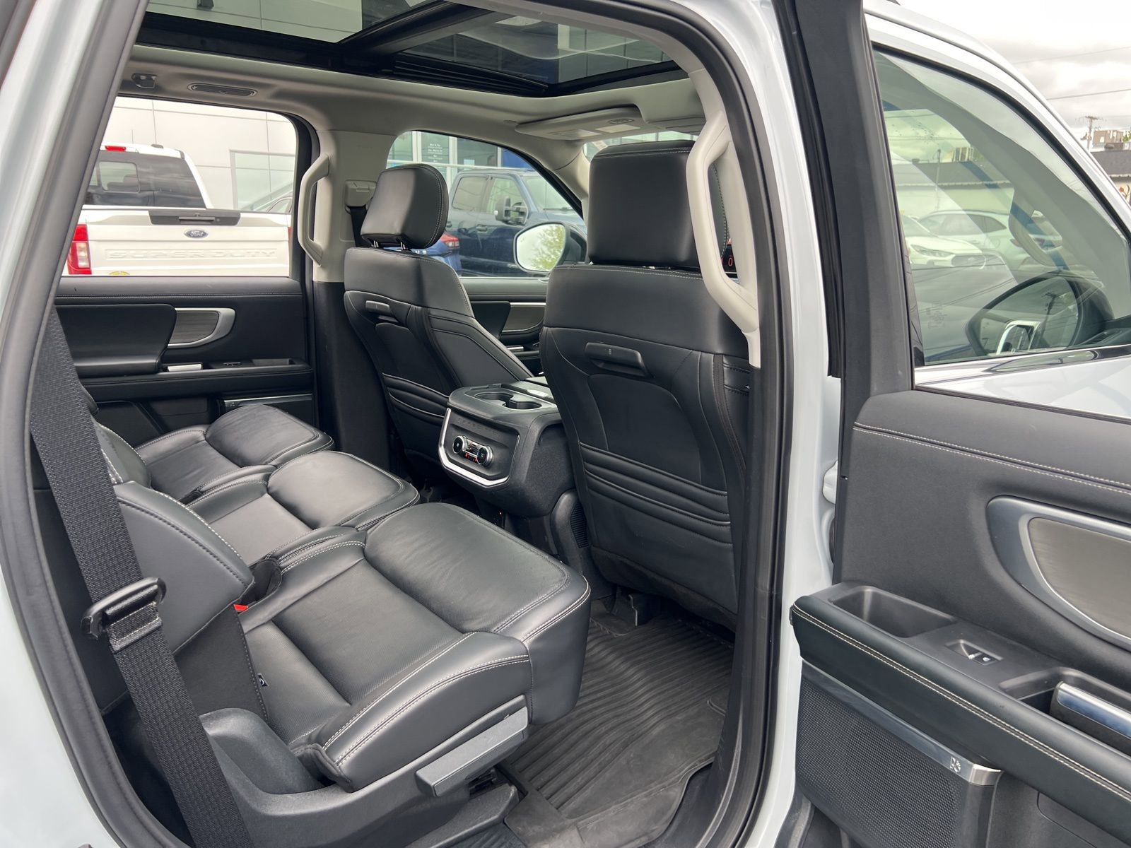 Certified 2025 Ford Expedition Platinum AWD/4WD image 73