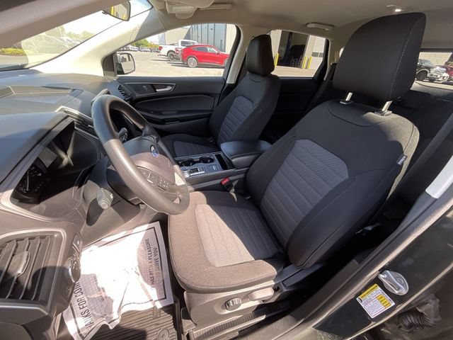 Certified 2024 Ford Edge SE w/ Black Appearance Package AWD/4WD image 12