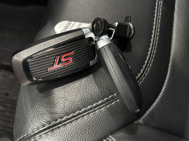 Certified 2022 Ford Explorer ST w/ Equipment Group 401A image 33