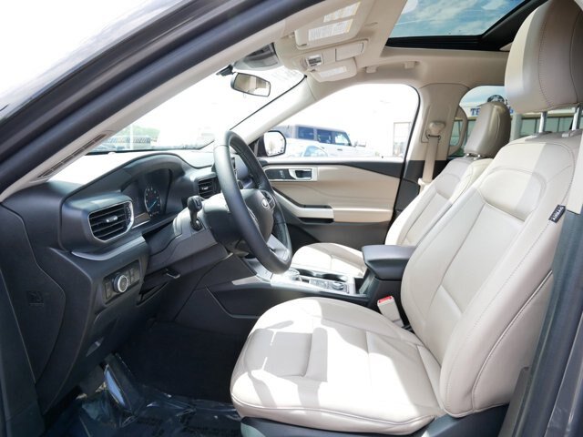 Certified 2023 Ford Explorer XLT w/ Equipment Group 202A AWD/4WD image 7