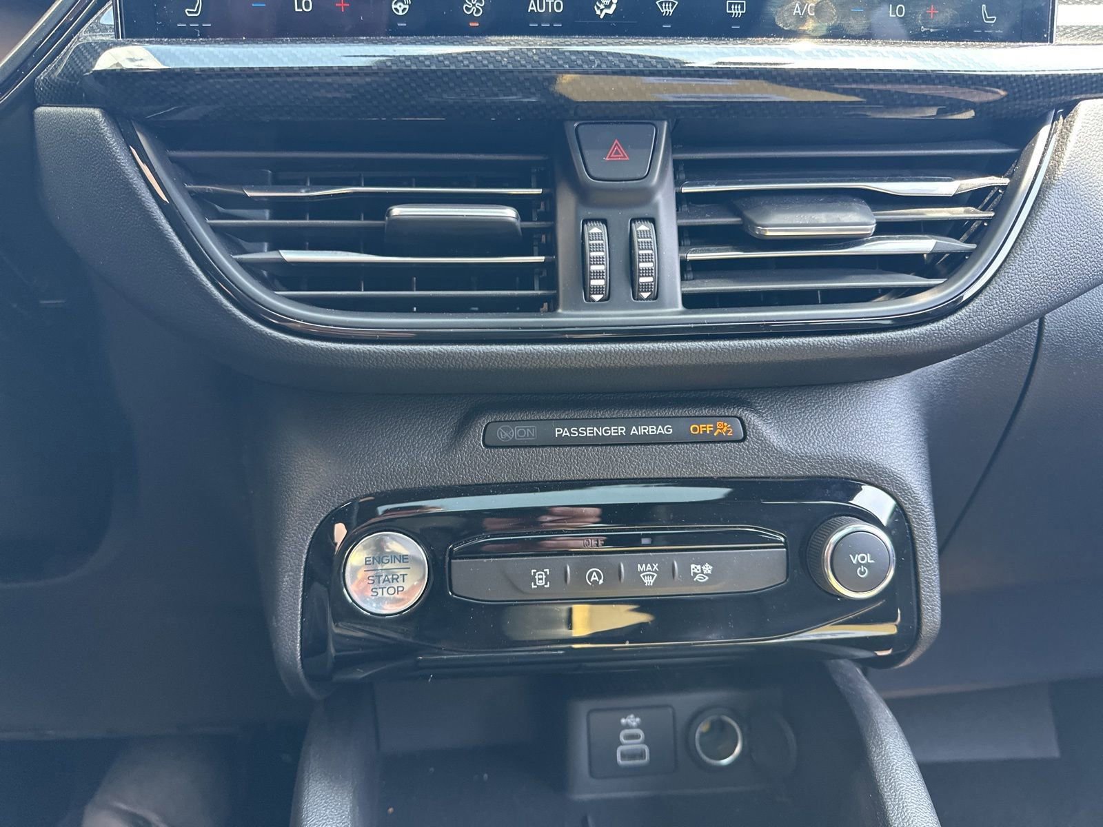 Certified 2024 Ford Escape ST-Line w/ Tech Pack #1 image 23