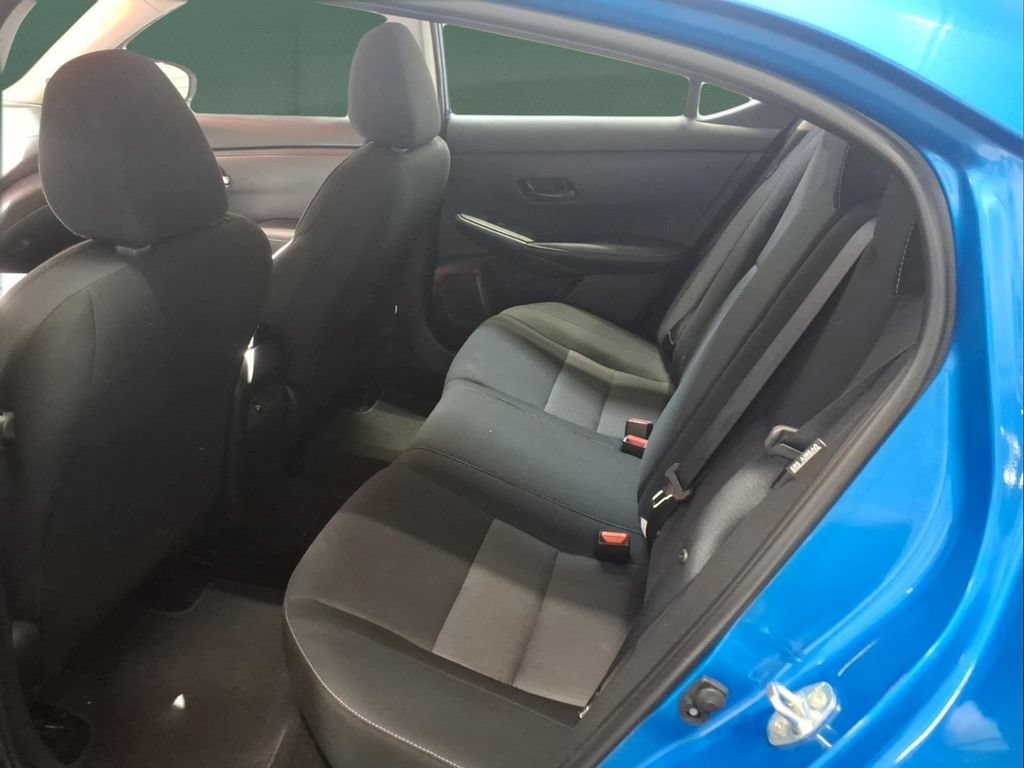 Used 2025 Nissan Sentra SV FWD image 25
