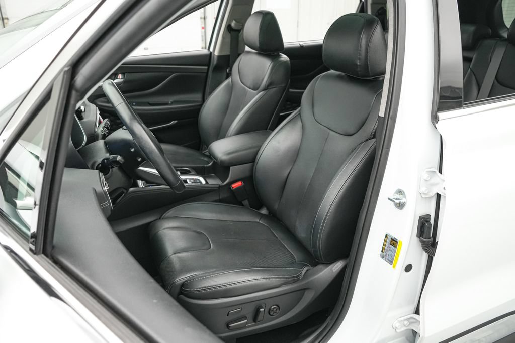 Used 2019 Hyundai Santa Fe AWD image 11