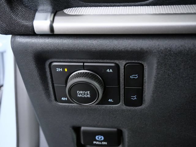 Certified 2025 Ford Expedition Active AWD/4WD image 24