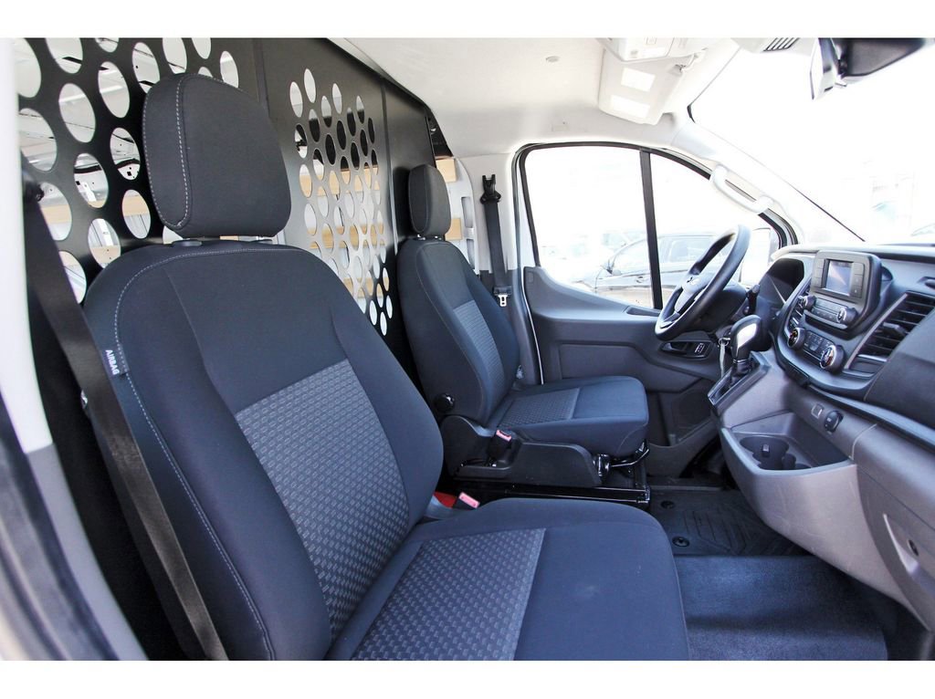 Certified 2025 Ford Transit 250 Low Roof w/ Exterior Upgrade Package RWD image 24