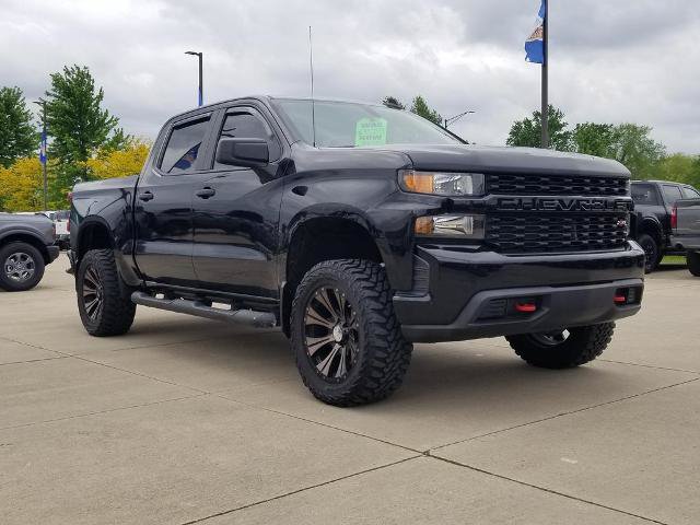 Used 2021 Chevrolet Silverado 1500 Custom Trail Boss w/ Midnight Edition AWD/4WD image 9