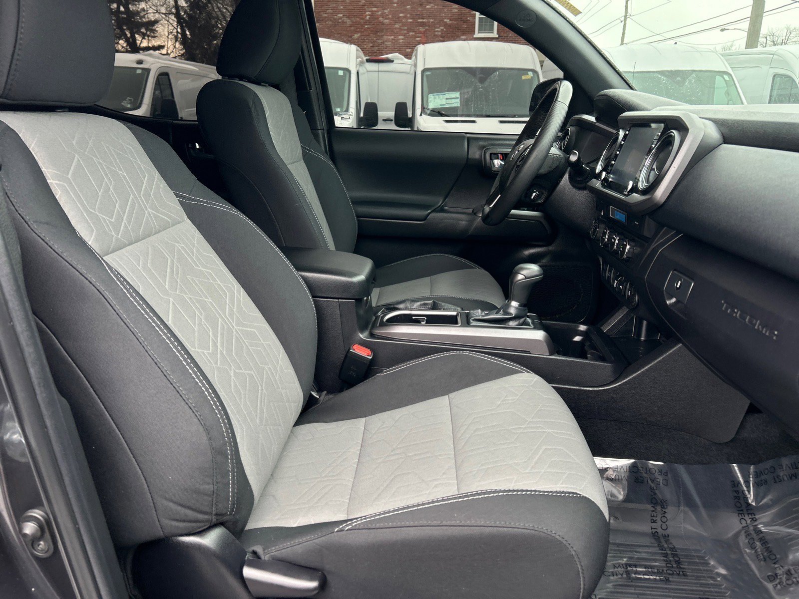 Used 2023 Toyota Tacoma TRD Off-Road image 19