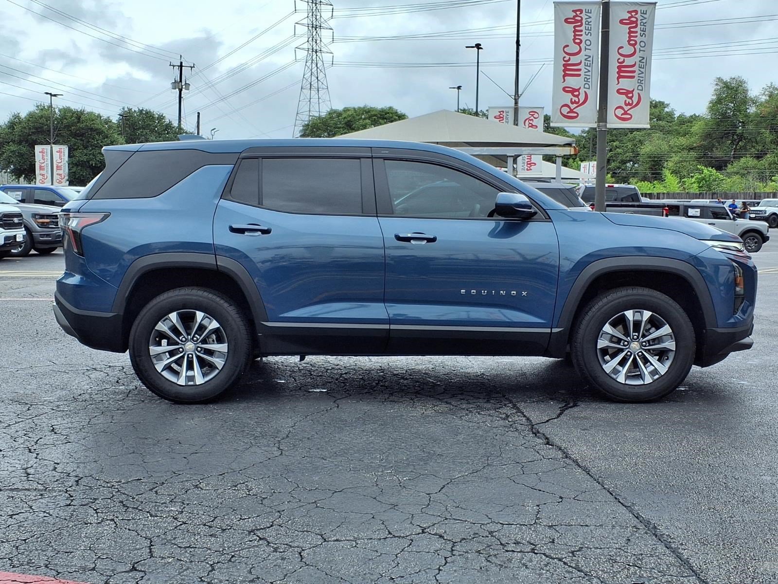 Used 2026 Chevrolet Equinox LT FWD image 5