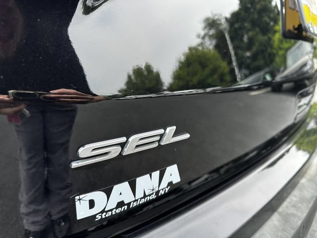 Certified 2022 Ford Edge SEL w/ Sport Appearance Package AWD/4WD image 44