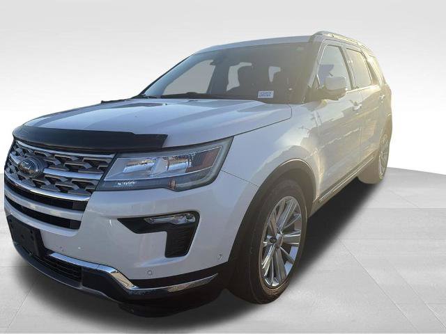 Certified 2018 Ford Explorer Limited w/ Equipment Group 301A FWD image 8