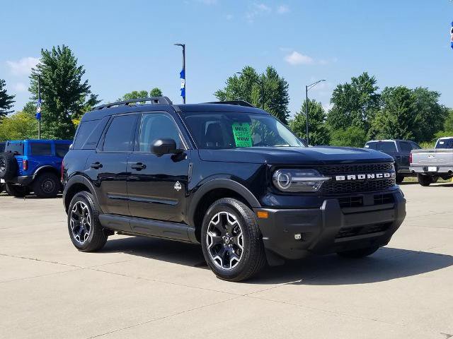Certified 2025 Ford Bronco Sport Outer Banks w/ Outer Banks Tech Package+ AWD/4WD image 9