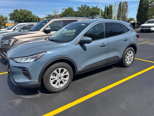 Certified 2023 Ford Escape Active w/ Tech Pack #2 AWD/4WD image 3