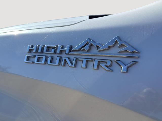 Used 2022 Chevrolet Silverado 1500 High Country w/ Z71 Off-Road Package image 10