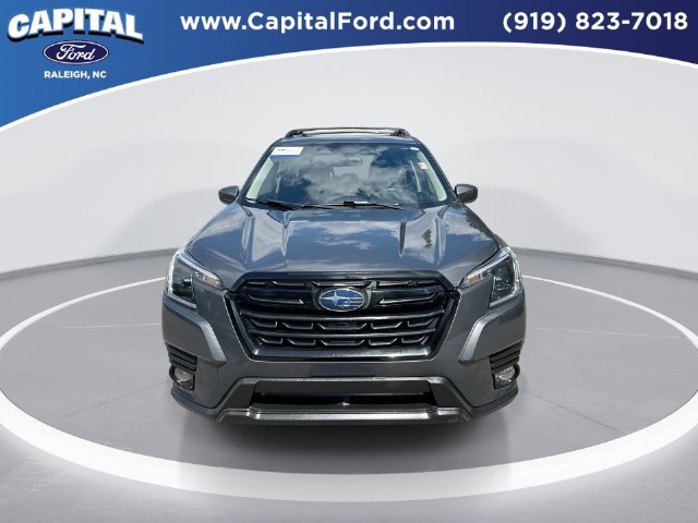 Used 2023 Subaru Forester Premium AWD/4WD image 3