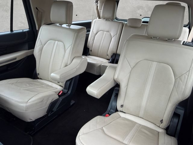 Certified 2022 Ford Expedition Max Platinum AWD/4WD image 23