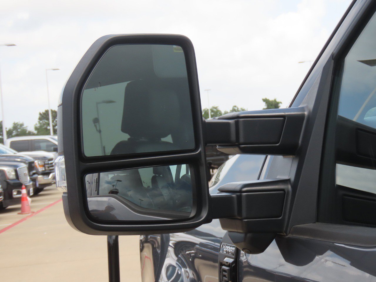 Certified 2024 Ford F250 Lariat w/ Lariat Ultimate Package AWD/4WD image 16