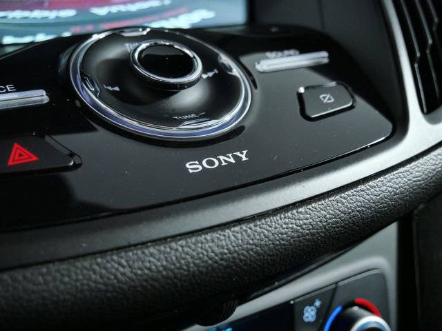 Certified 2019 Ford Escape Titanium AWD/4WD image 23