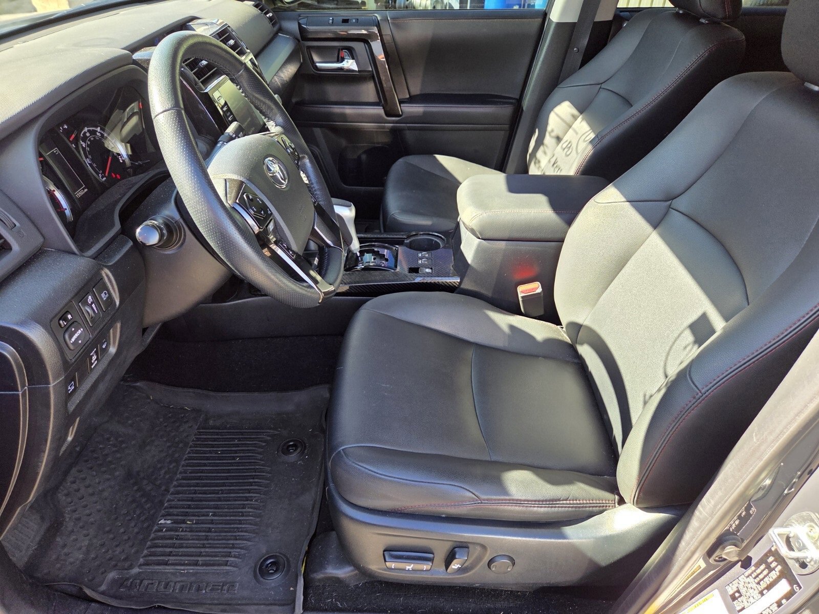 Used 2024 Toyota 4Runner TRD Off-Road Premium w/ TRD Black Wheel Package (TMS) image 4