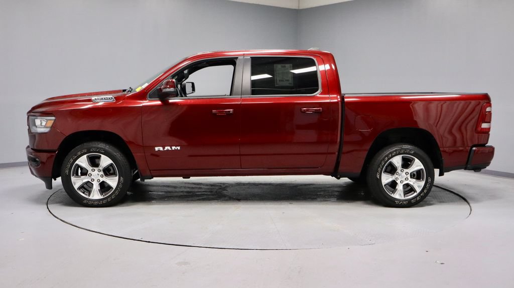 Used 2024 RAM 1500 Laramie AWD/4WD image 9