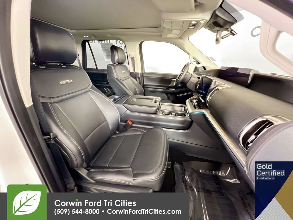 Certified 2025 Ford Expedition Max Platinum AWD/4WD image 19