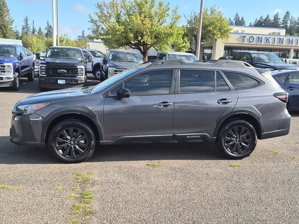 Used 2023 Subaru Outback Onyx Edition AWD/4WD image 2