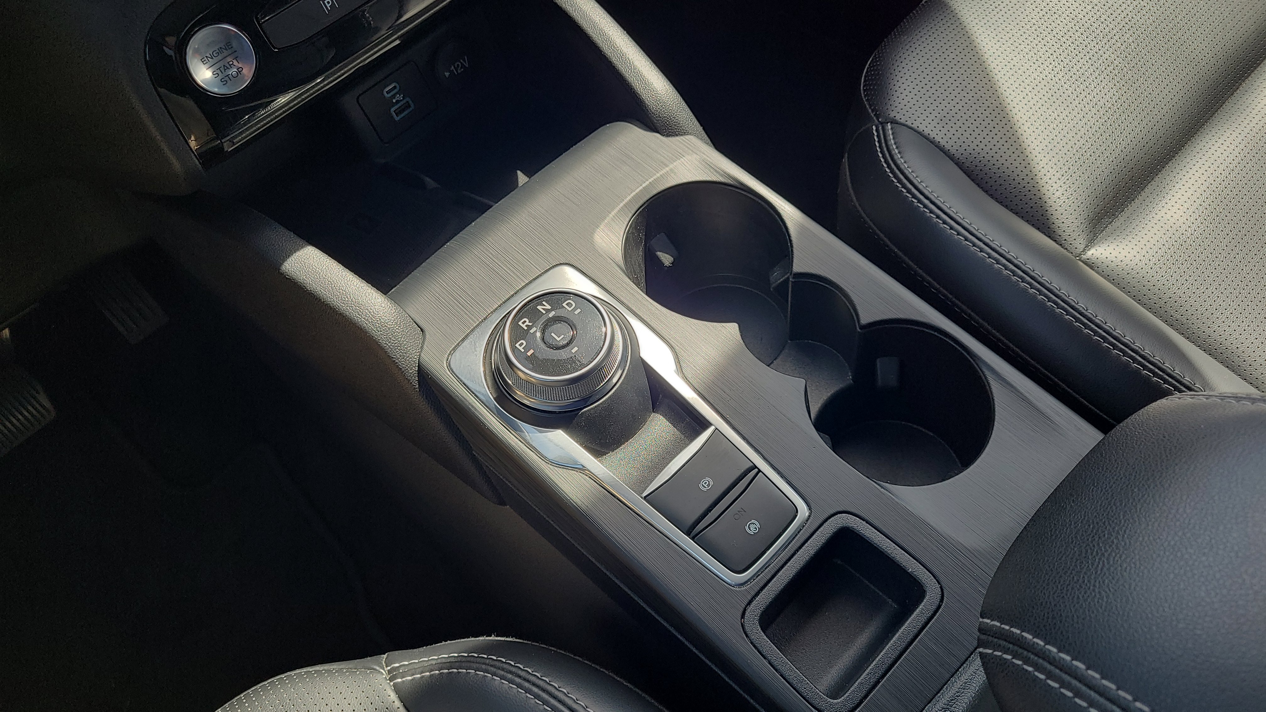 Certified 2023 Ford Escape Platinum AWD/4WD image 23