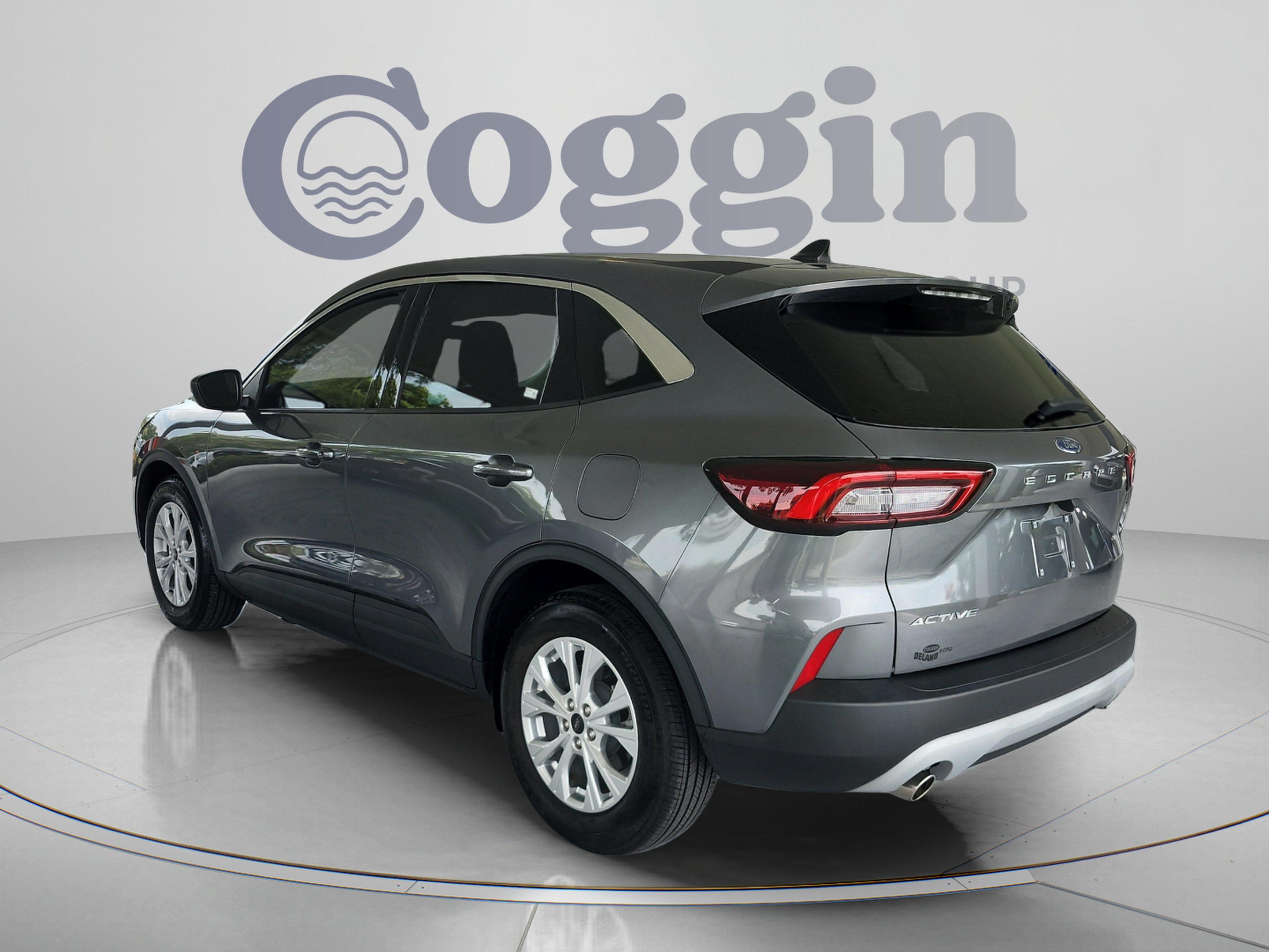 Certified 2024 Ford Escape Active FWD image 3