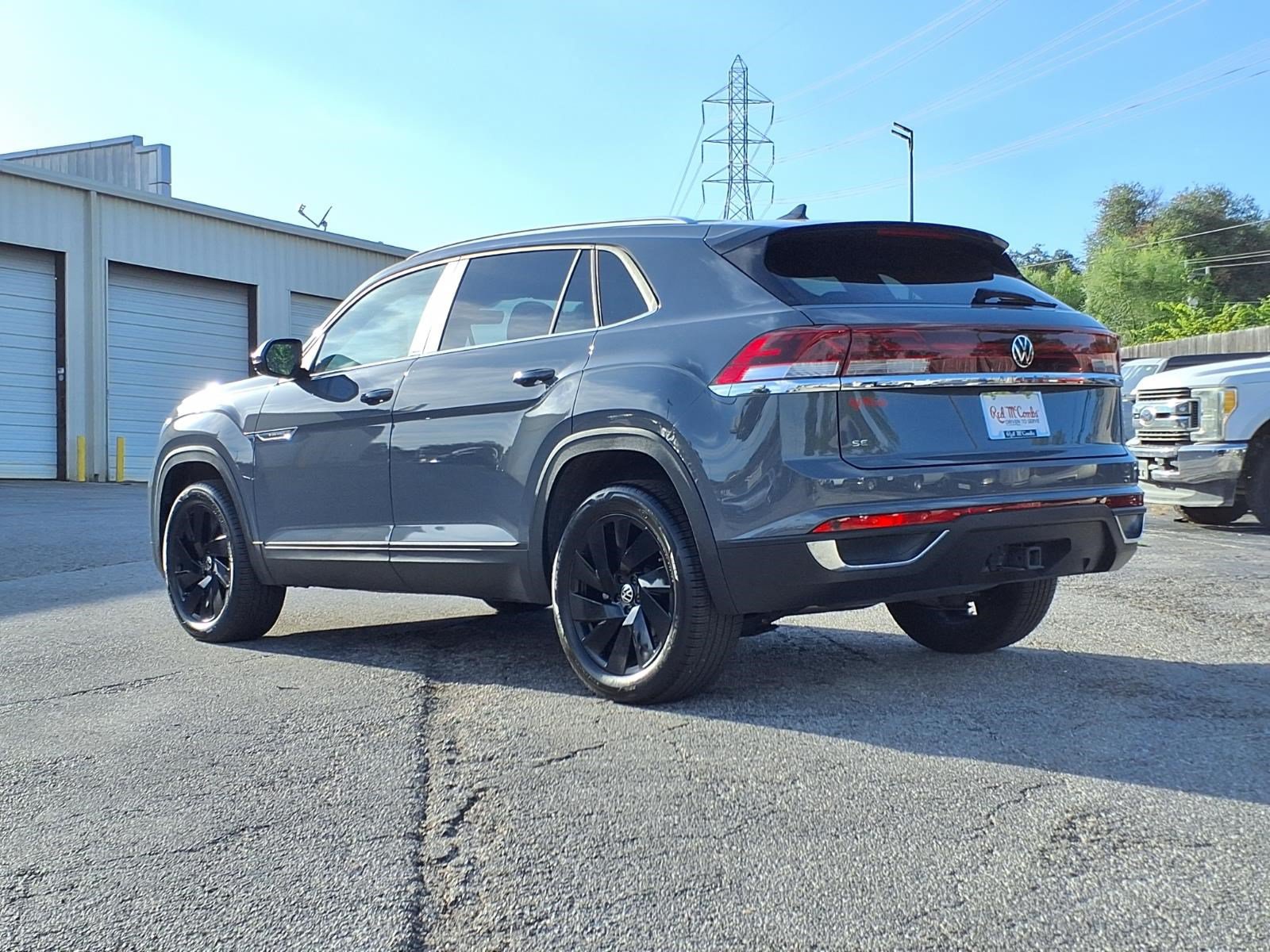Used 2026 Volkswagen Atlas Cross Sport SE FWD image 7