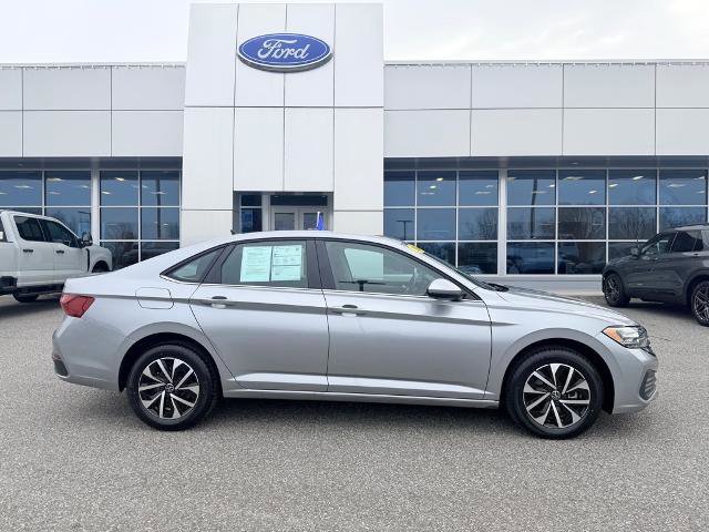 Used 2024 Volkswagen Jetta S image 6